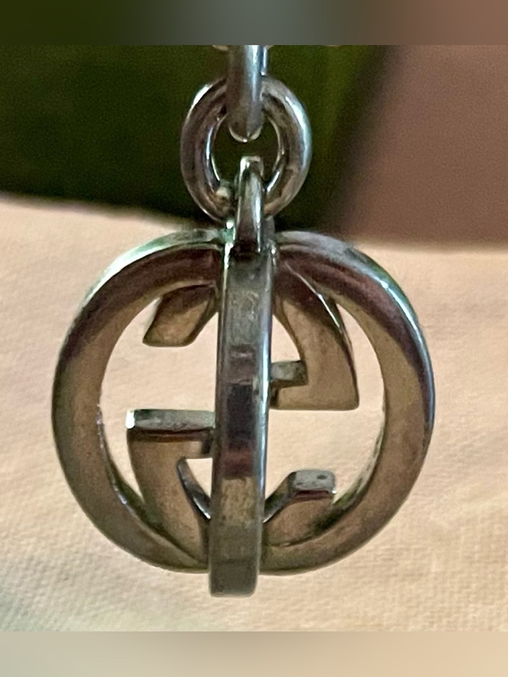 Gucci, authentic Silver Interlocking GG Pendant Necklace - Picture 3 of 6
